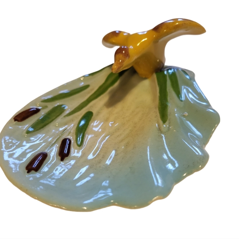 Yellow Duck With Cattails On Water Ohio Pottery Dish - Picture 2 of 8